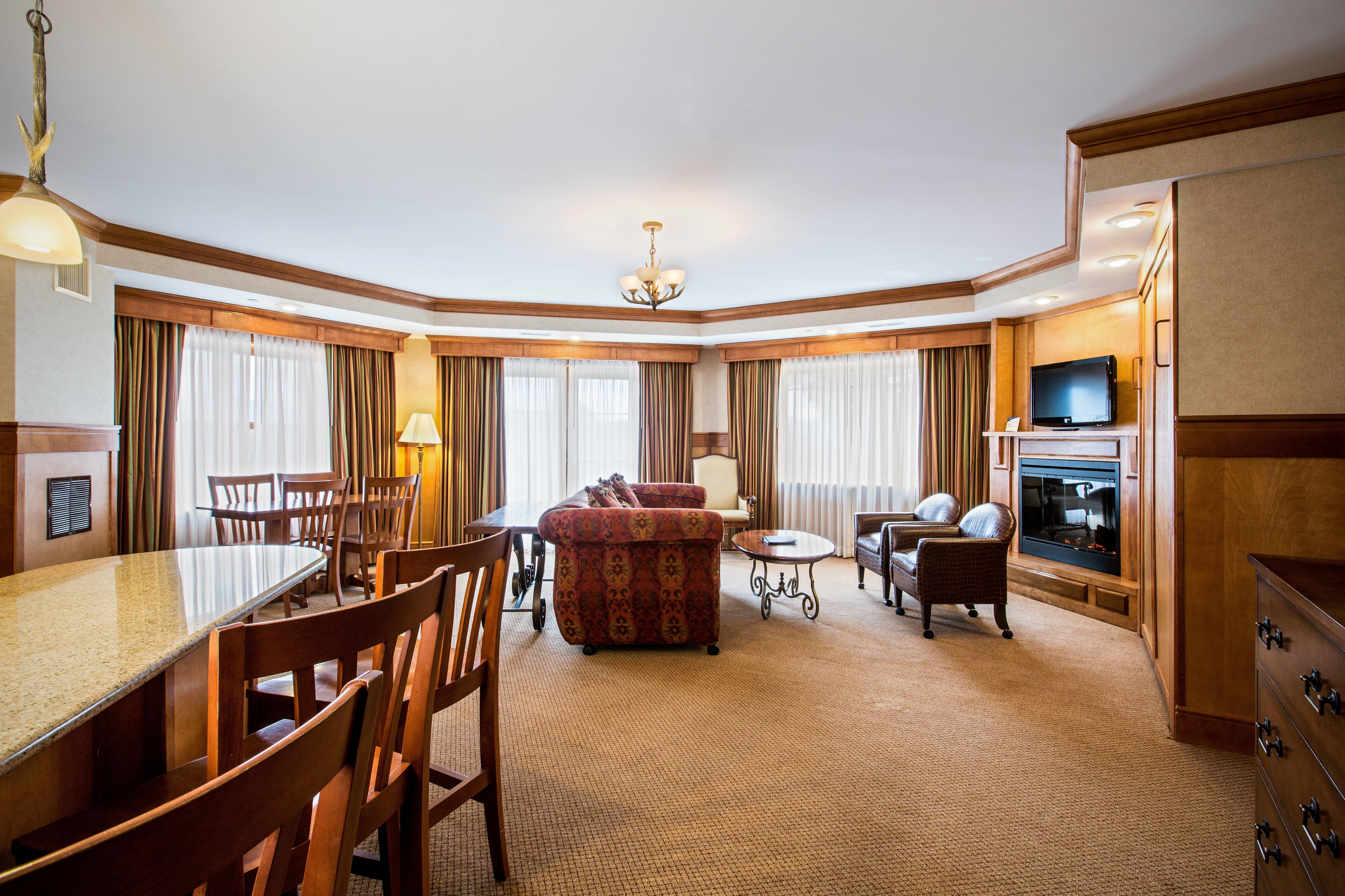 Crowne Plaza Lake Placid By Ihg Exterior photo