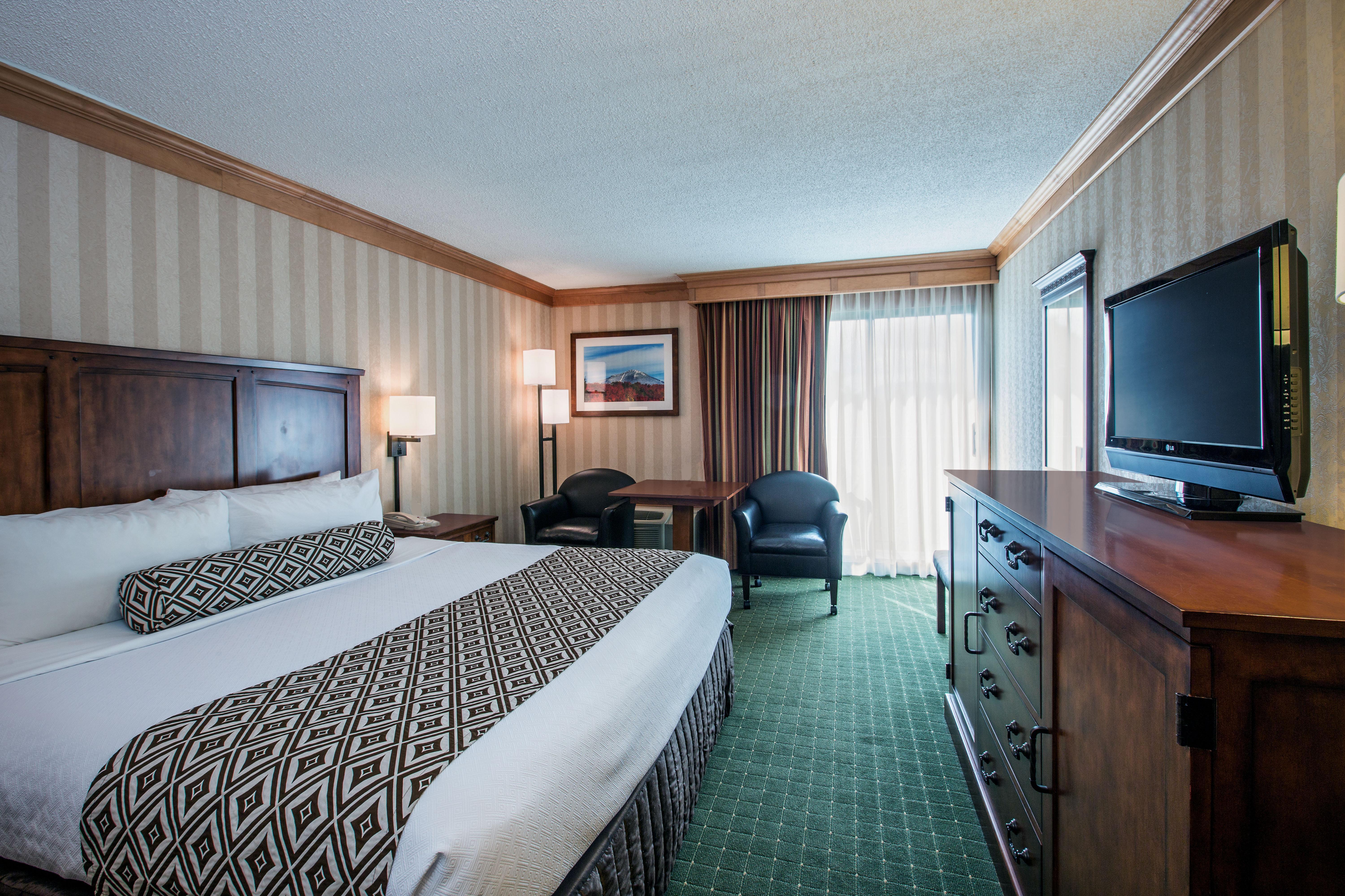 Crowne Plaza Lake Placid By Ihg Exterior photo