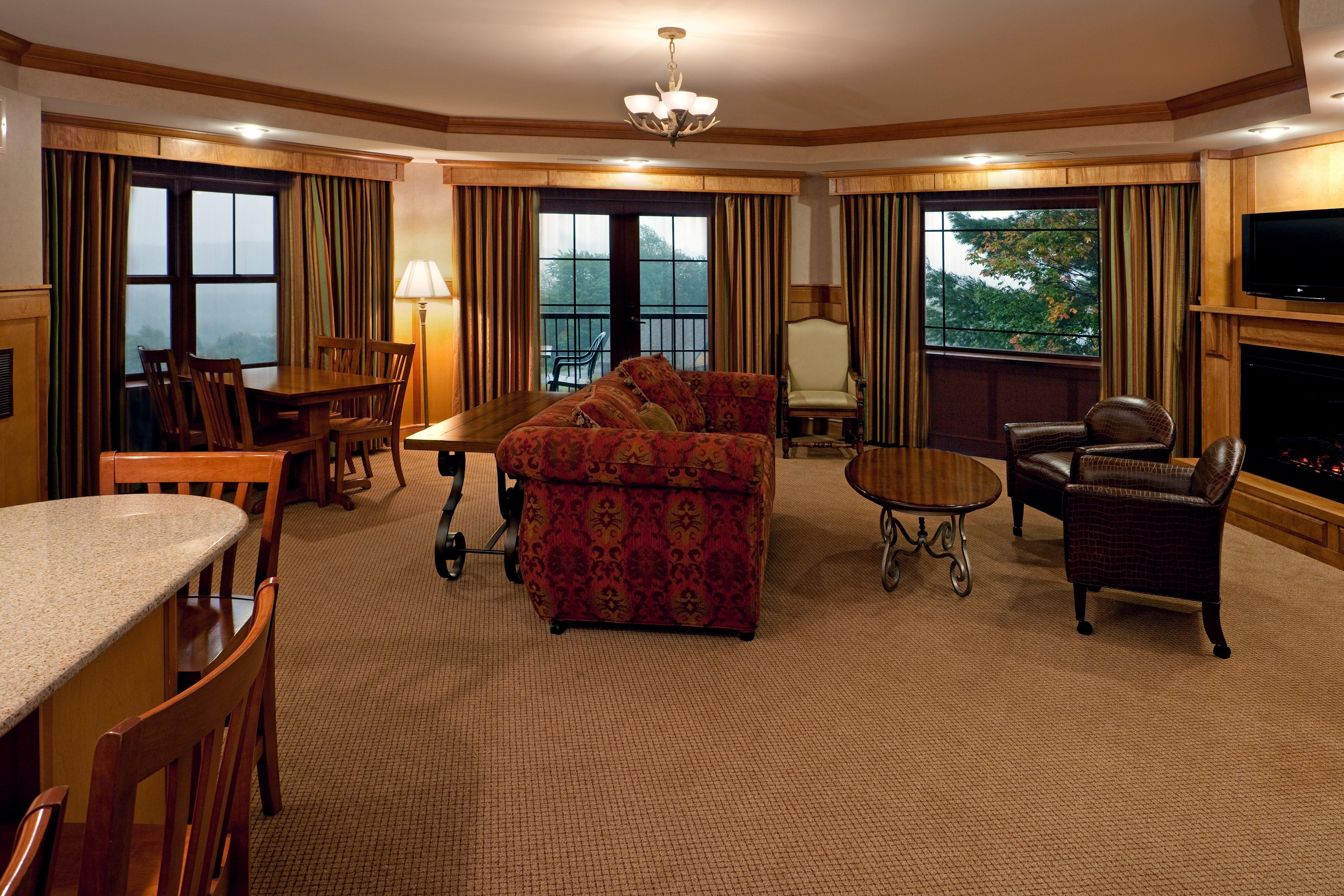 Crowne Plaza Lake Placid By Ihg Exterior photo