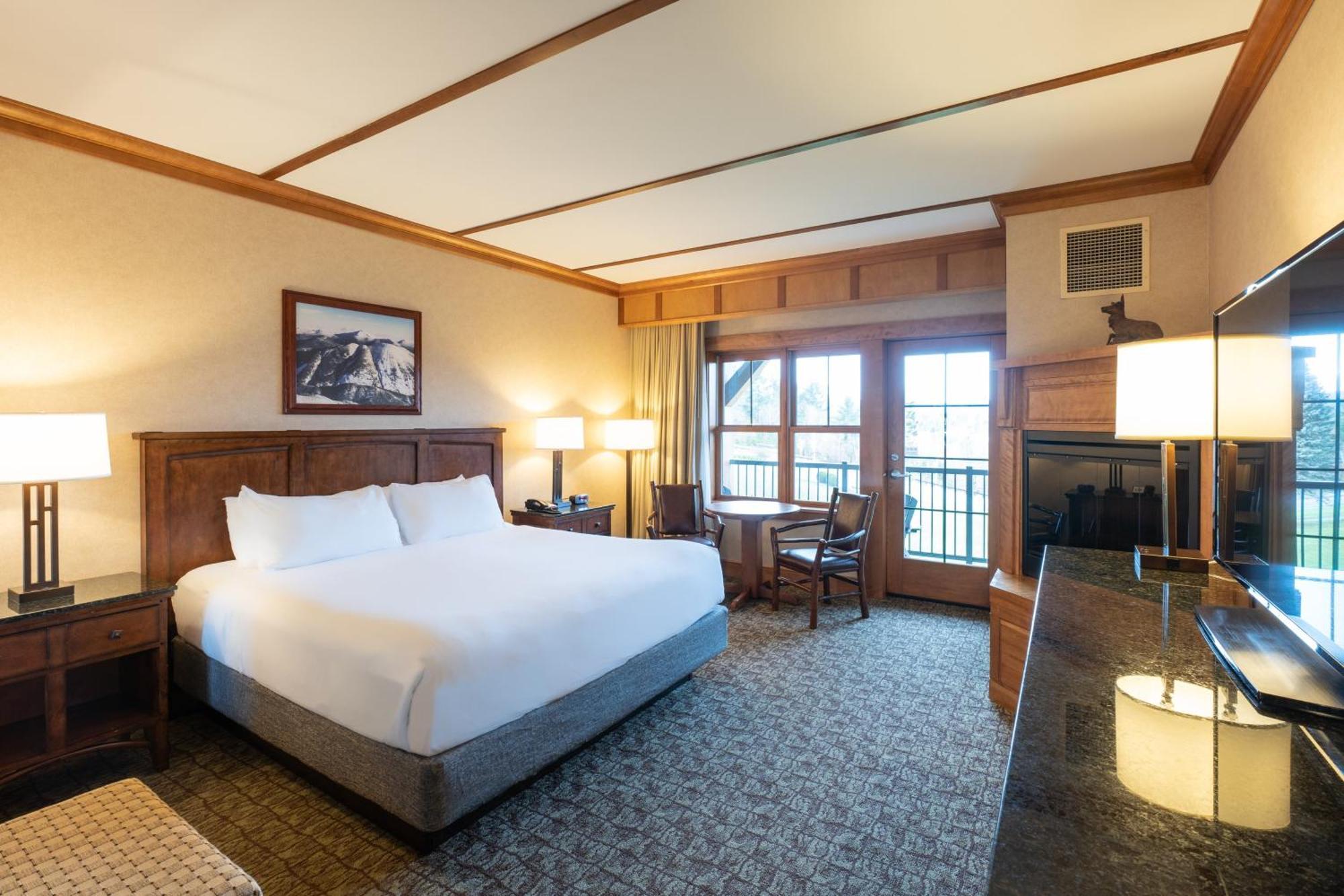 Crowne Plaza Lake Placid By Ihg Exterior photo